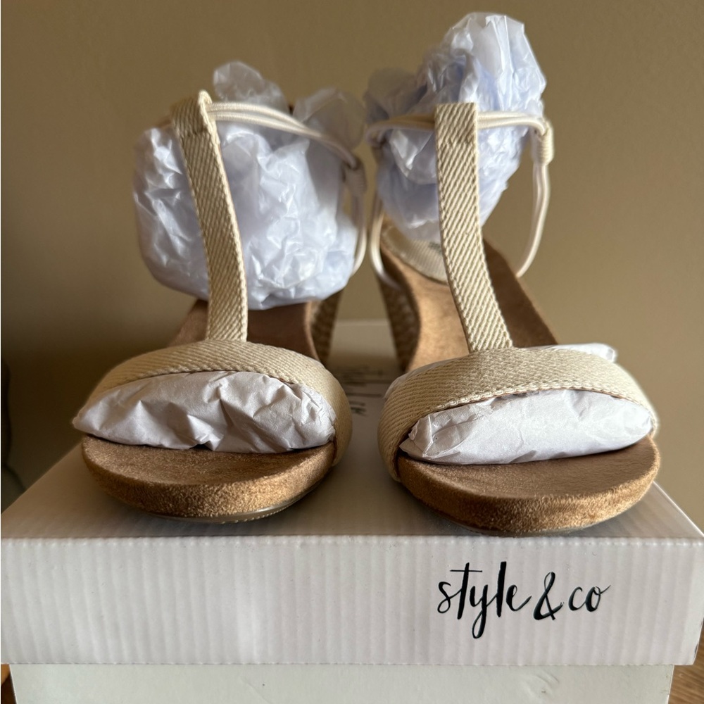 NEW Style & Co Muland White Denim Wedge Sandals Womens 8M.